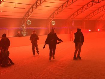 Podlaskie: Ice Disco rozgrzało miejskie lodowisko