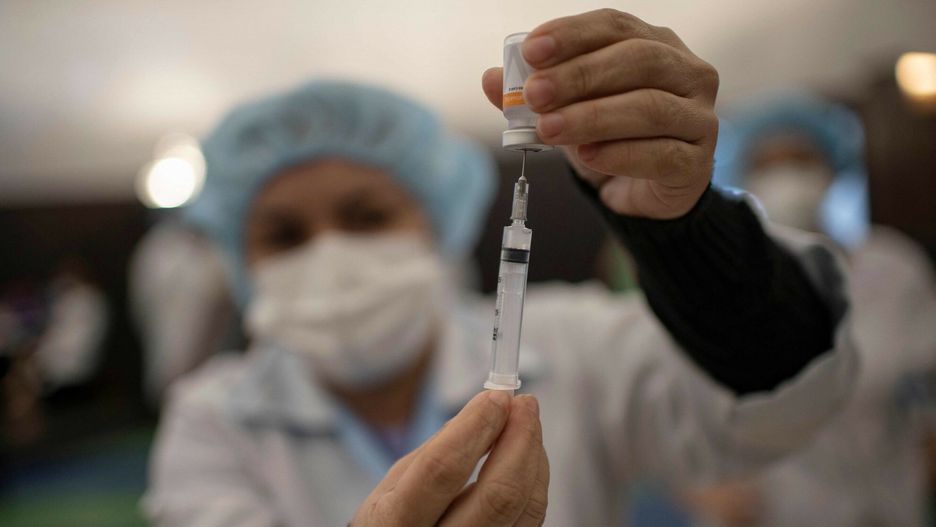 Koronawirus. Ukraina zatwierdziła chińską szczepionkę