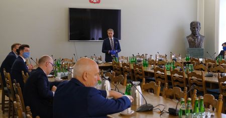 Wybory 2020. Są pierwsze wnioski po okrągłym stole ws. wyborów prezydenckich