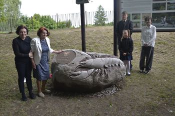 Uroczyste odsłonięcie jubileuszowego kamienia w Ińsku. Stargard ma Gryfiki, Ińsko będzie mieć Rakusie