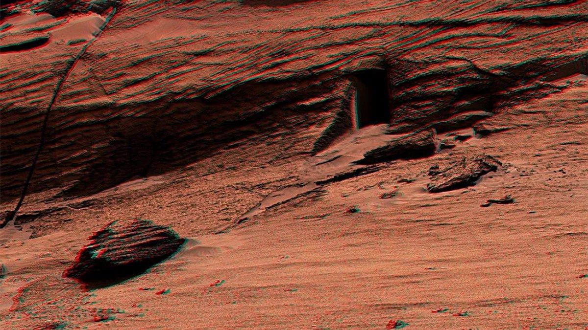 Mars "doors" debunked: Pareidolia fuels conspiracy theories