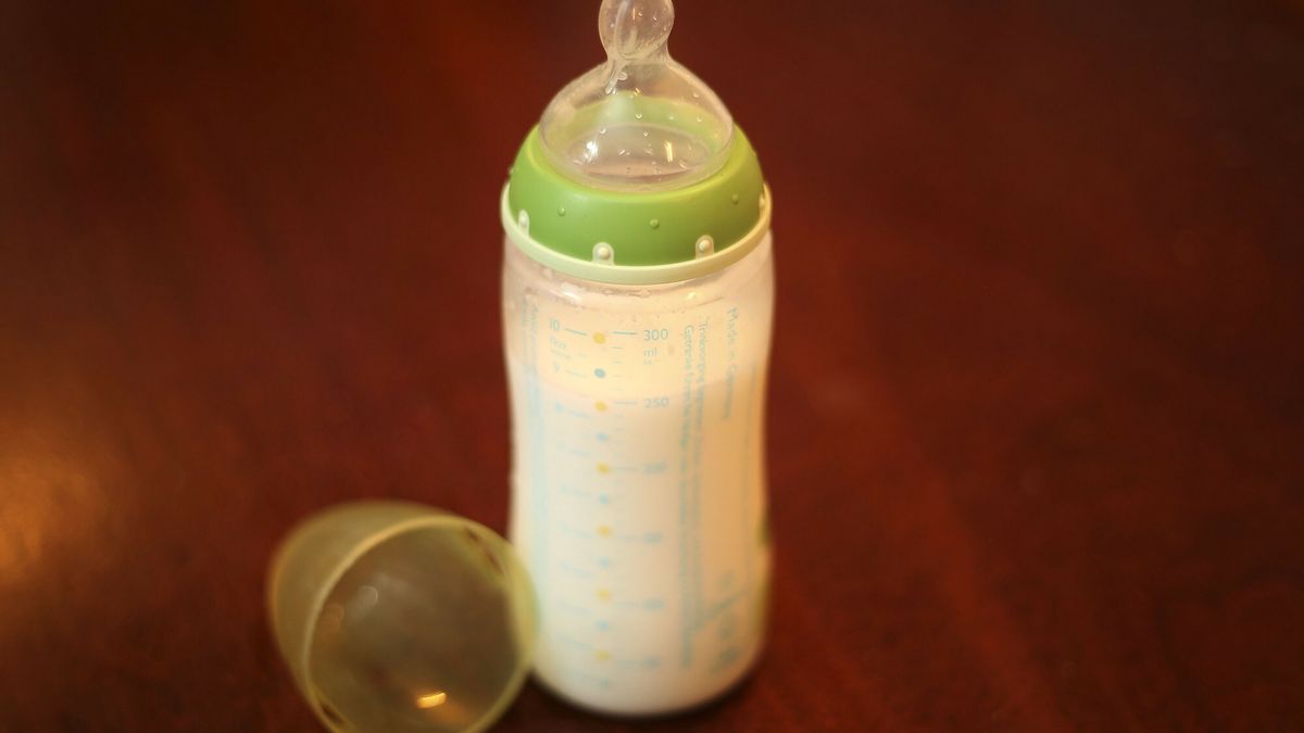 Butelka dziecięca/ zdj. ilustracyjne