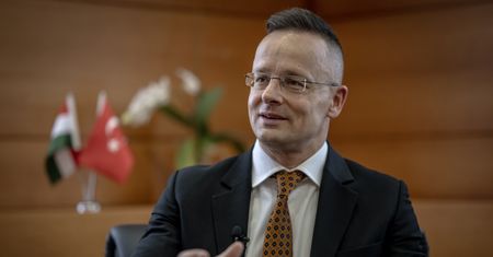 Peter Szijjarto w ogniu krytyki. "Tusk byłby zaskoczony"