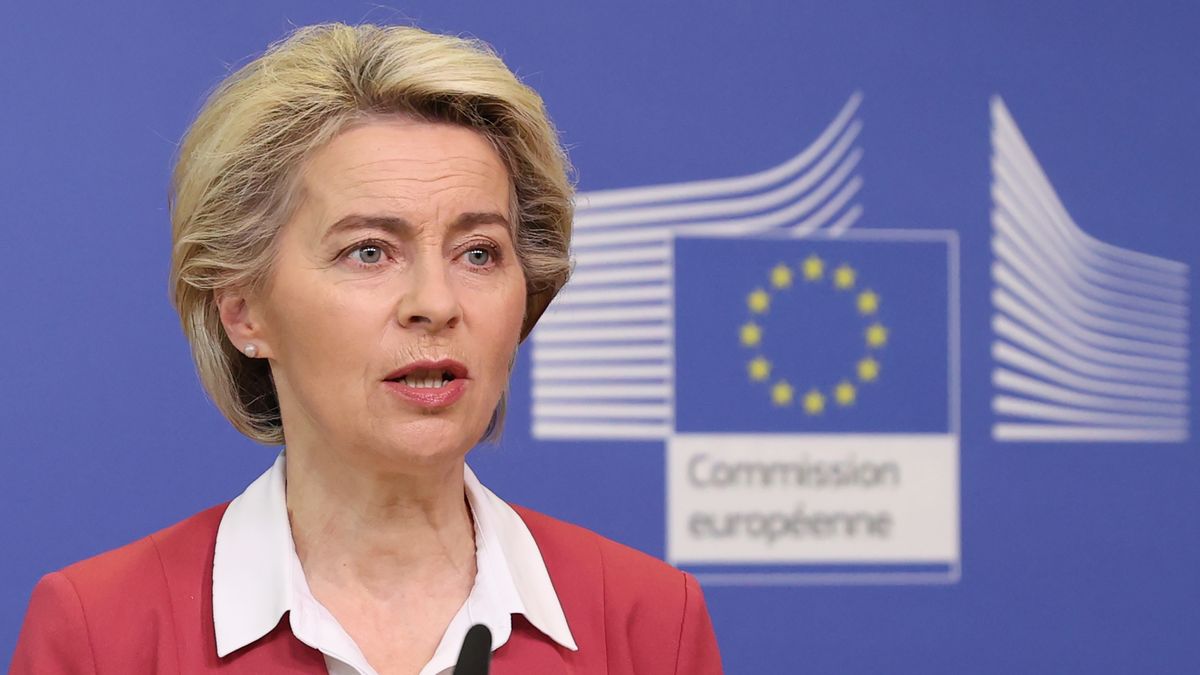 BRUSSELS, BELGIUM - JULY 27: President of the European Commission, Ursula von der Leyen holds a press conference on EU vaccination strategy in Brussels, Belgium on July 27, 2021. (Photo by Dursun Aydemir/Anadolu Agency via Getty Images)