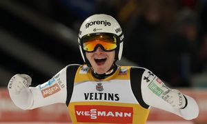 Domen Prevc z nagrodą Skok Roku 2025