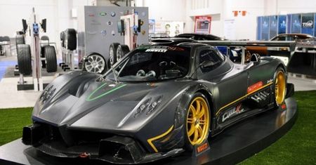 Pagani Zonda R pobiła Ferrari 599XX na Ringu!