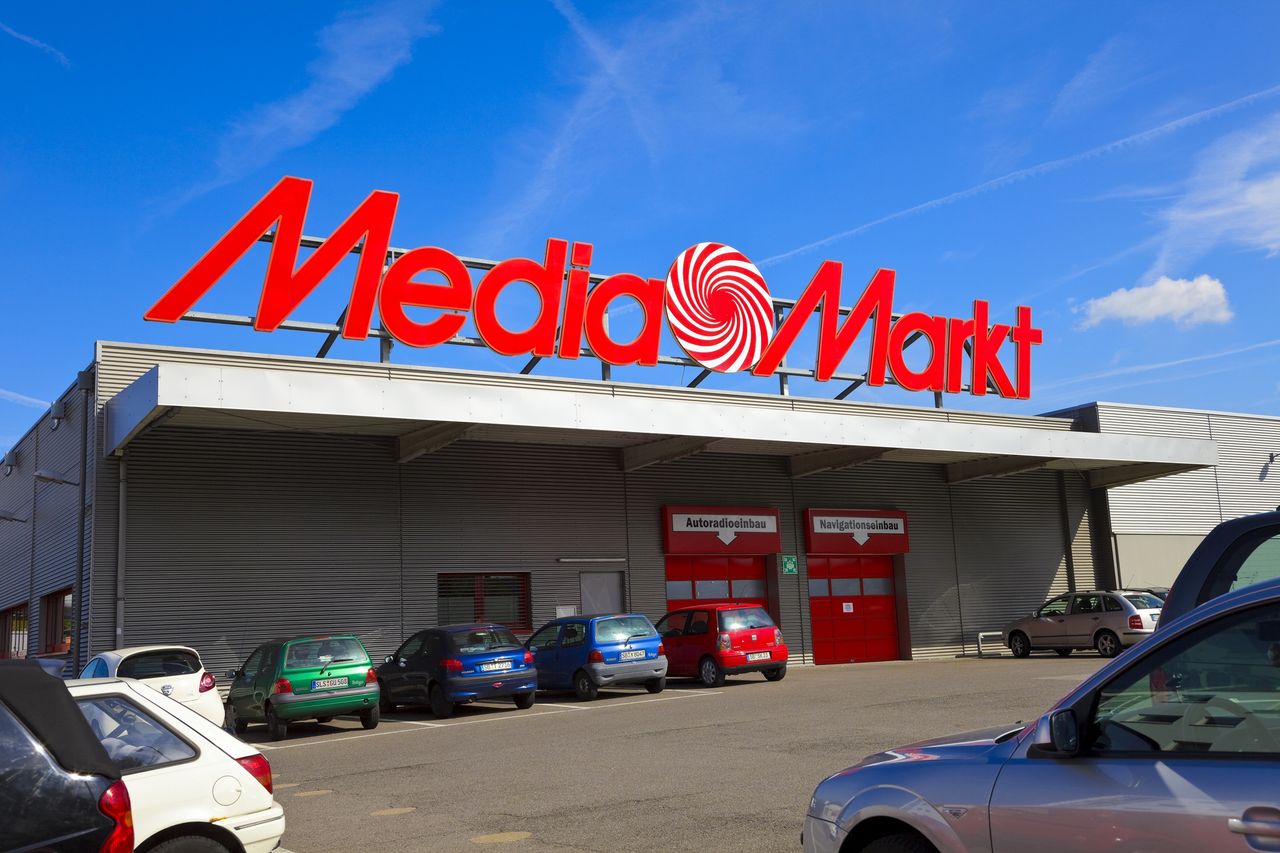 Hulajnoga elektryczna o połowę taniej. Akcja w MediaMarkt