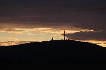 Świętokrzyskie: Mrok puszczy, czar wiedźm. Poznaj legendy województwa