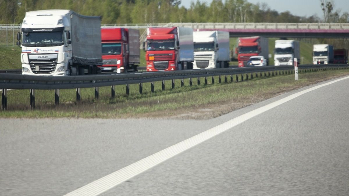 Reporter baza 2020-06-a
20,21.04.2017 Polska N/z TIR fot. Maciej Luczniewski/REPORTER
Maciej Luczniewski/REPORTER