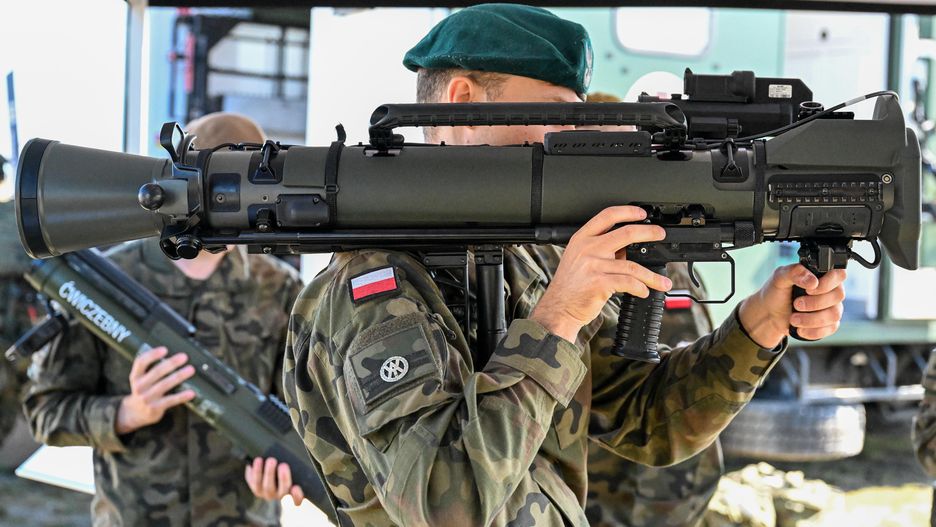 Ćwiczenia wojskowe w Nowej Dębie
