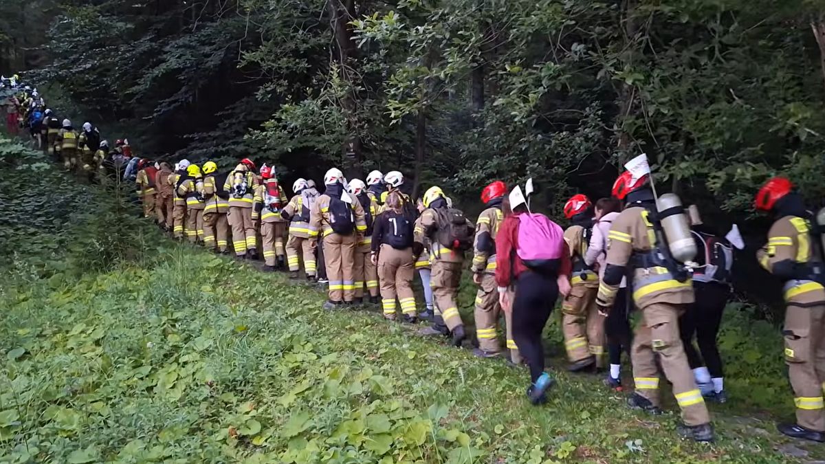 Strażacy ruszyli na Babią Górę w szczytnym celu.
