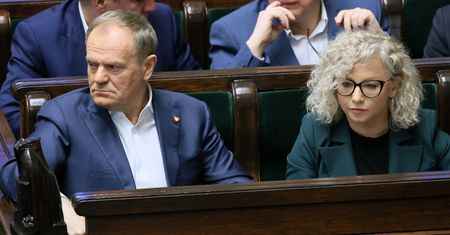 Rząd po ataku Izraela. Kluczowi ministrowie w kontakcie z Tuskiem