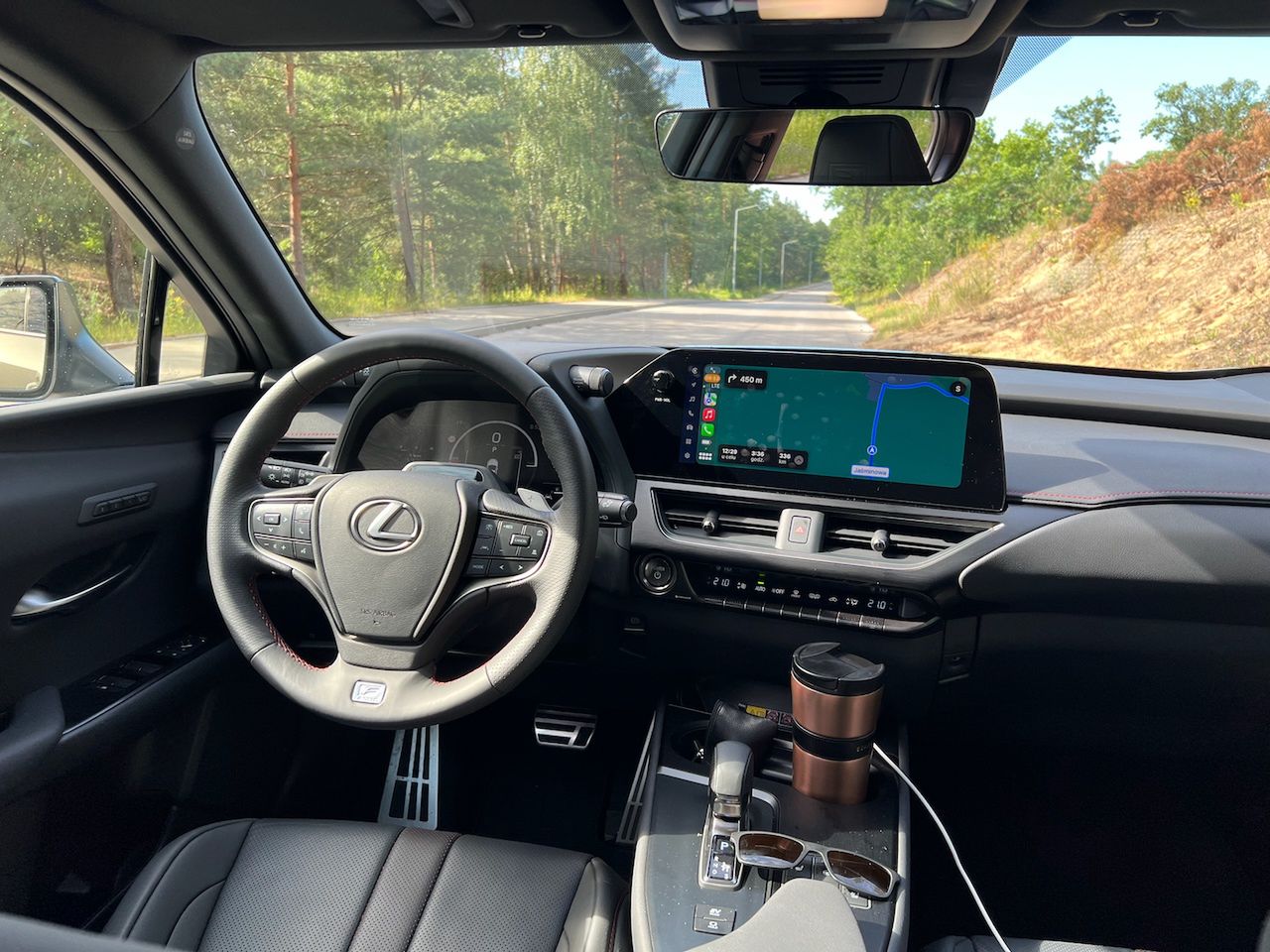 Lexus UX 300h