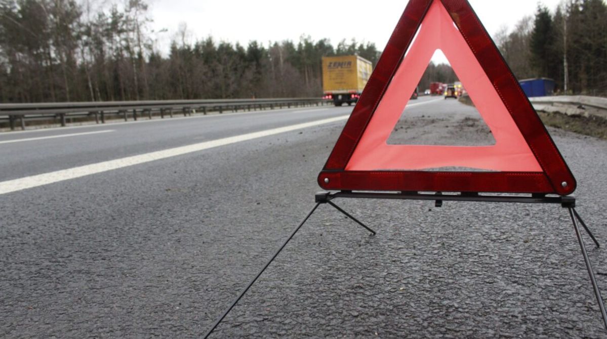 Wypadek na DK92 między Wrześnią a Koninem. Są trudnienia w ruchu