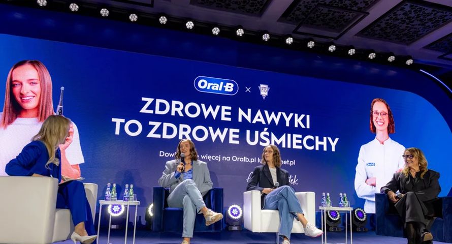 Iga Świątek ze swoją siostrą w edukacyjnej kampanii Oral-B