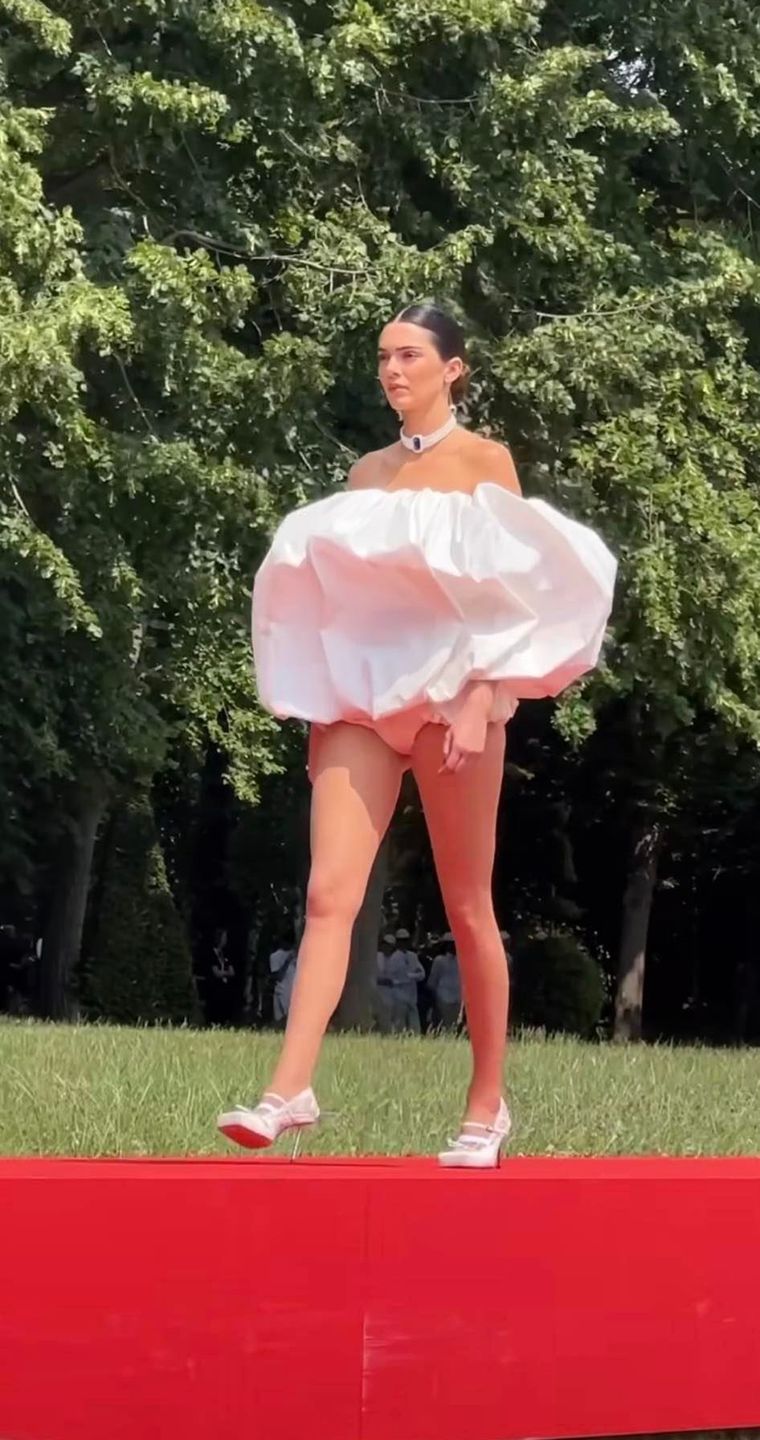 Pokaz Jacquemus w Paryżu