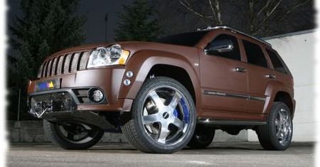 Jeep Grand Cherokee SRT-8 od delta4x4