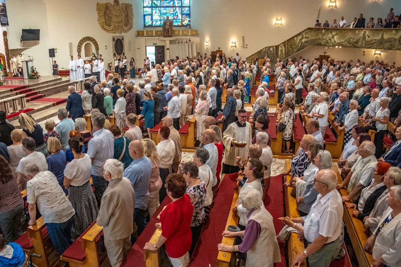 Msza św. dziękczynna ks. Stanisława Oracza w parafii w Pile