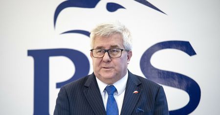 Jest oświadczenie Czarneckiego po wniosku prokuratury