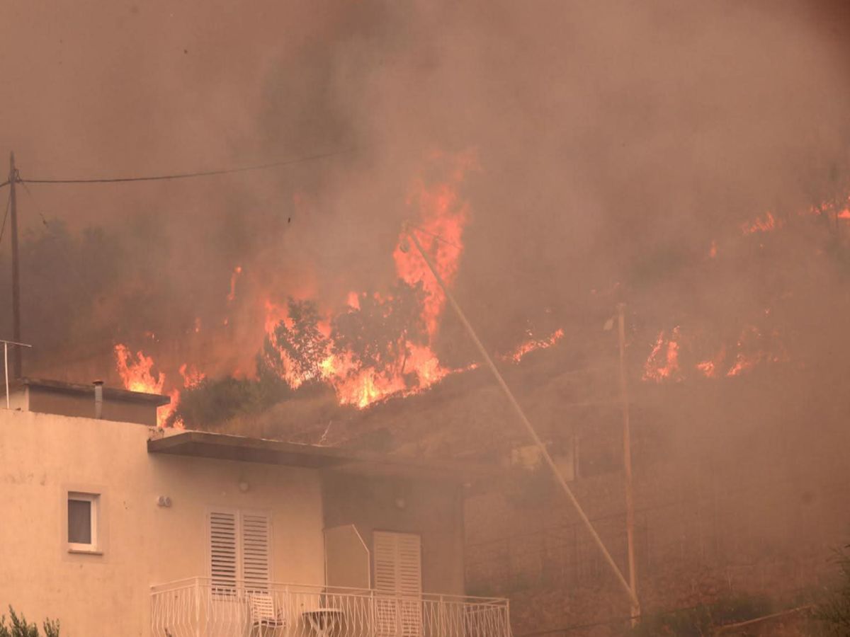 Pożary w Chorwacji. Polacy dostali wytyczne. "Nie rób selfie"