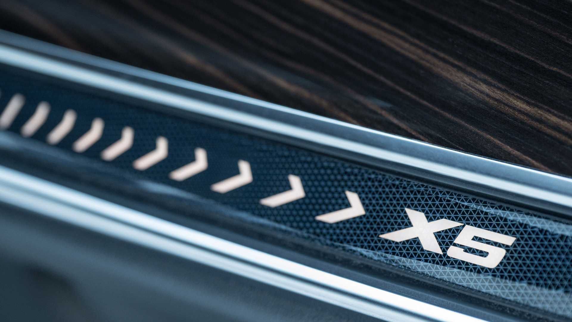 BMW X5 (2023)
