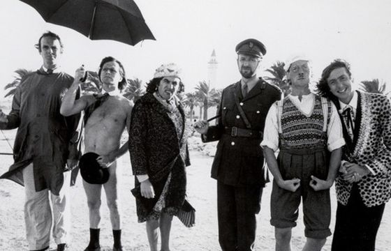 „Latający Cyrk Monty Pythona” z tłumaczeniem Tomasza Beksińskiego w Comedy Central