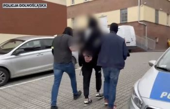 Zatrzymanie kurierów na A4. Przewozili pięciu Etiopczyków