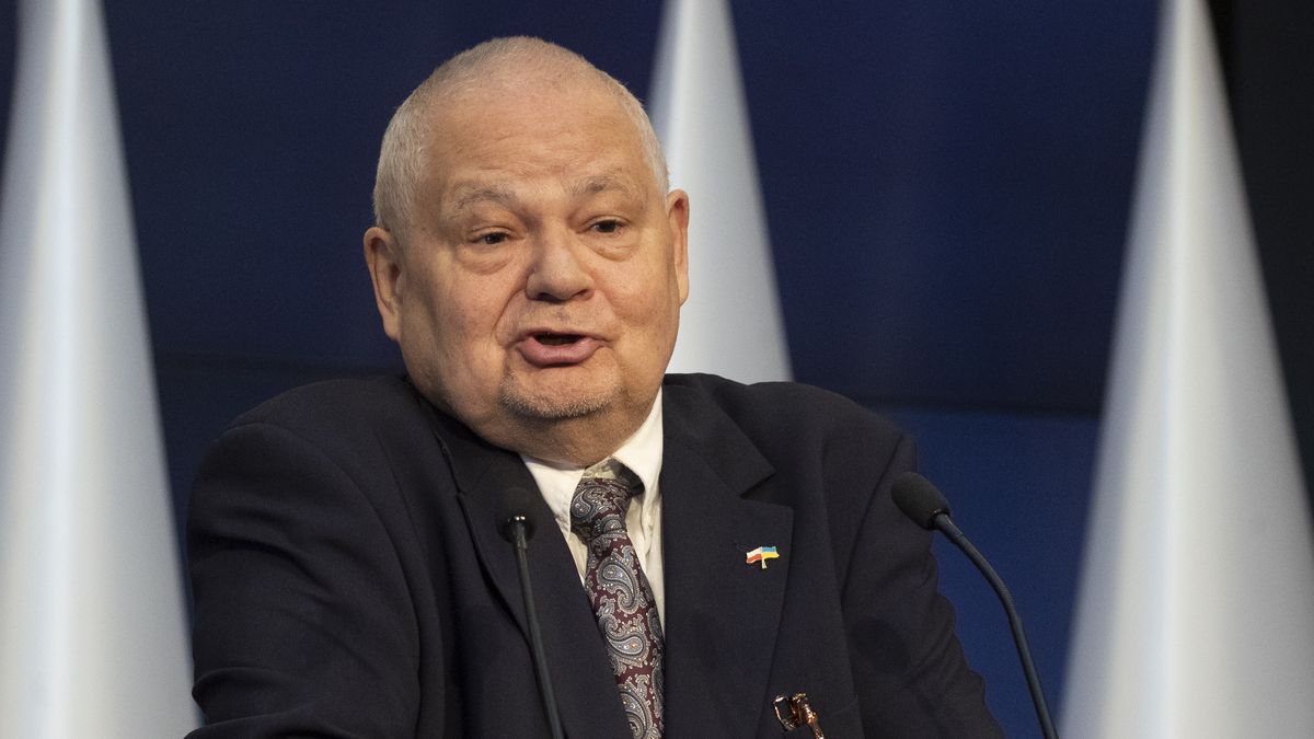 06.05.2022. Warszawa. Konferencja prasowa prezesa Narodowego Banku Polskiego po posiedzeniu Rady Polityki Pienieznej.  n/z Adam Glapinski