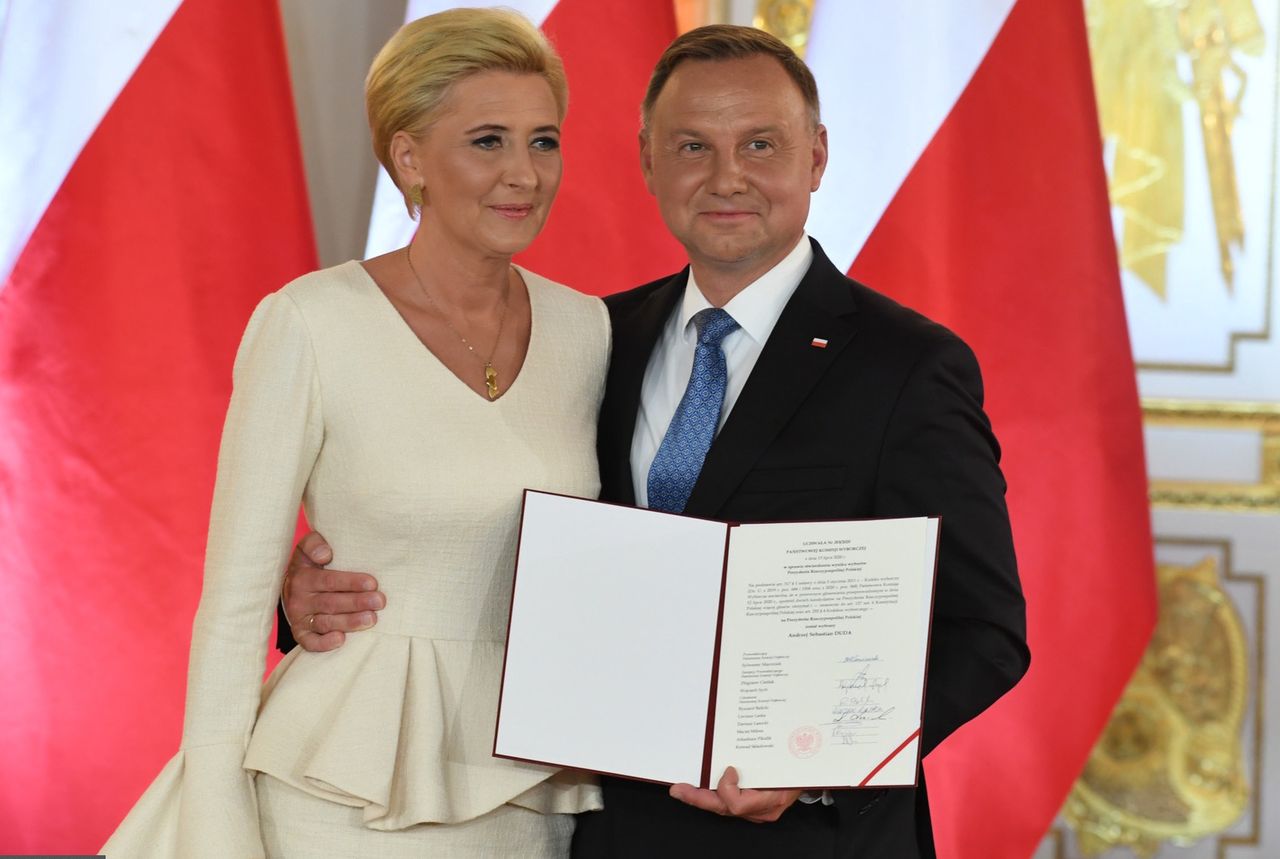 Zaprzysiężenie Andrzeja Dudy. Nie wszyscy zaproszeni będą na uroczystości. Ostre słowa Sikorskiego