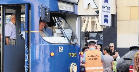 Parkujesz przy torach? Pożałujesz