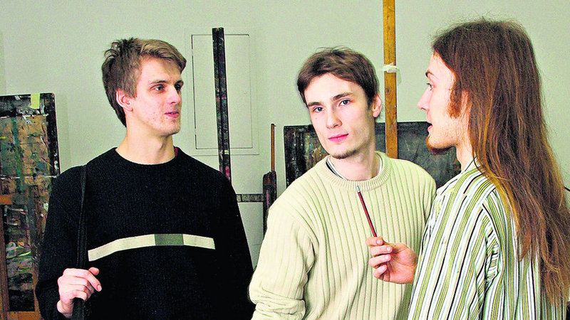 W tym miejscu na ASP złodziej kradł obrazy i grafiki