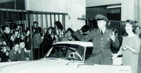 Niesamowita przemiana BMW Elvisa Presleya