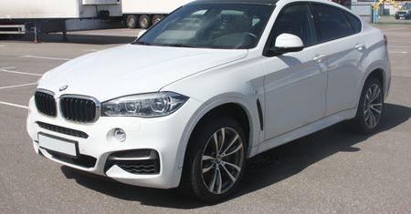 Polak stracił w Grodnie luksusowe auto. Czeka go kara