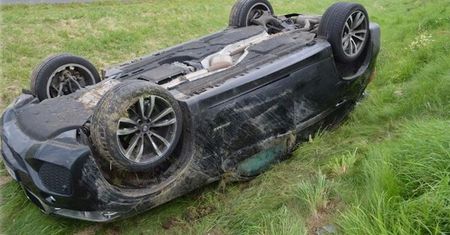 27-latka dachowała BMW X5. Jedna rzecz wzbudziła zainteresowanie funkcjonariuszy