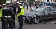 Nieoznakowane BMW zderzyło się z autem we Wrocławiu. Cztery osoby w szpitalu