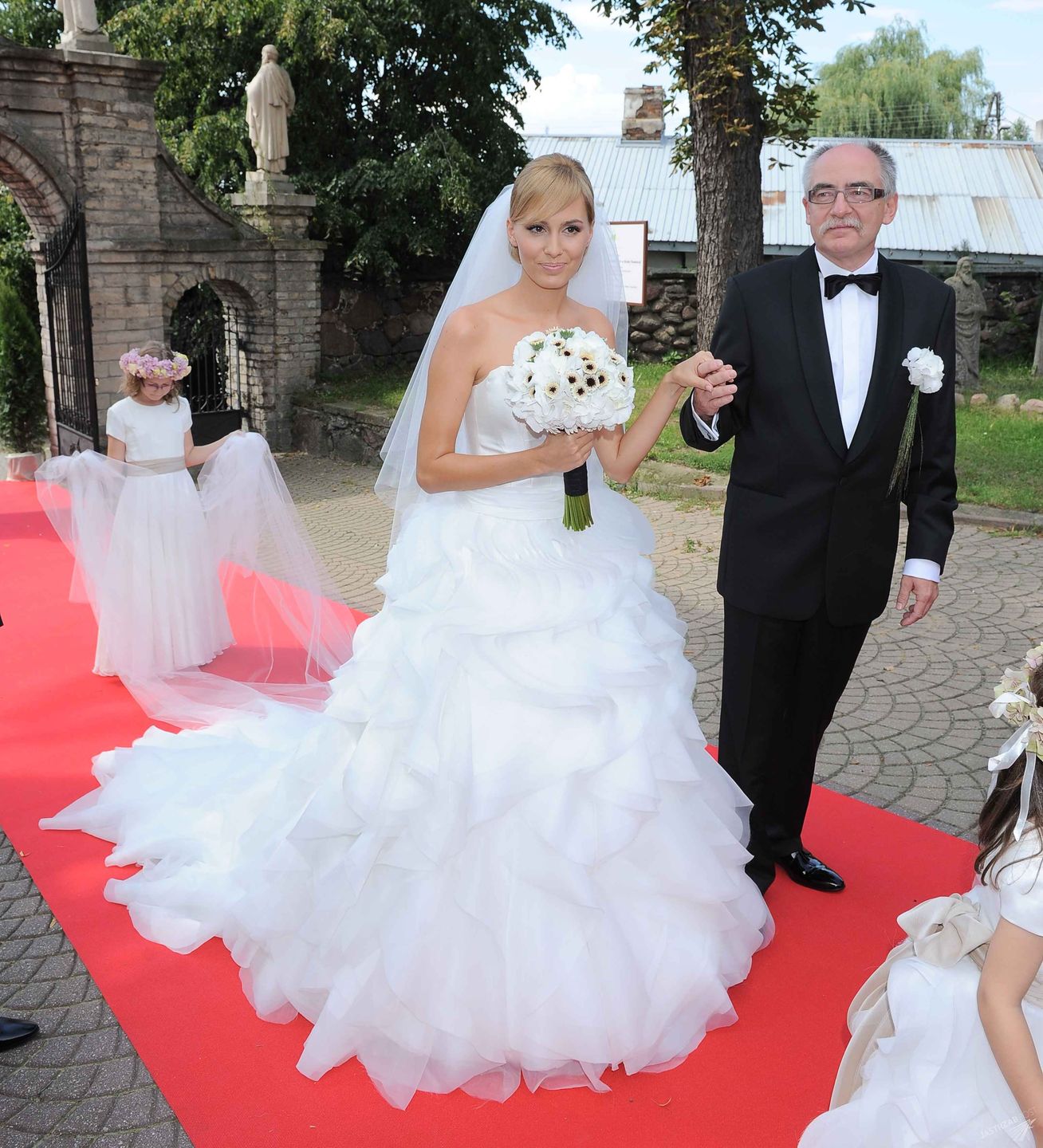 Ślub Agnieszki Popielewicz i Grzegorza Hyżego odbył się 18 lipca 2015