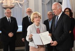 Nie podała ręki premierowi i marszałkowi. Danuta Huebner się tłumaczy