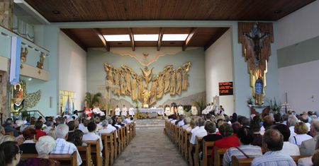 Jest decyzja sądu ws. ukarania księdza. Chodzi o zbyt głośne dzwony