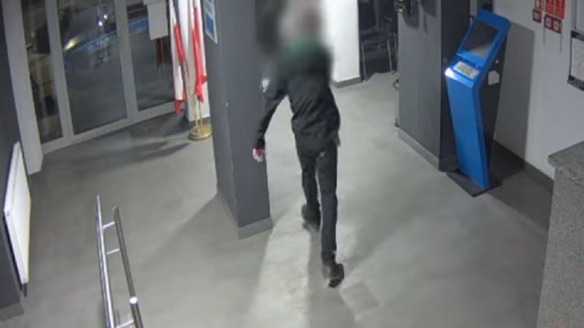 Pijany 32-latek awanturował się na komisariacie w Rybniku.