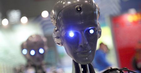 Naukowcy i Kościół zgodni: sztuczna inteligencja zagrożeniem
