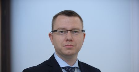 Kontrowersje wokół posła PiS. Zajmuje się odpadami, a żona prowadzi śmieciowy biznes