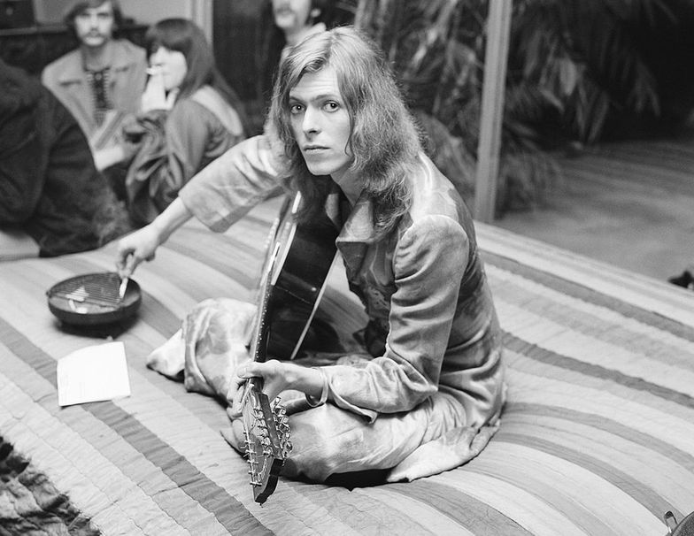 Film biograficzny o Davidzie Bowie. Jest pierwsze zdjęcie z planu "Stardust" 