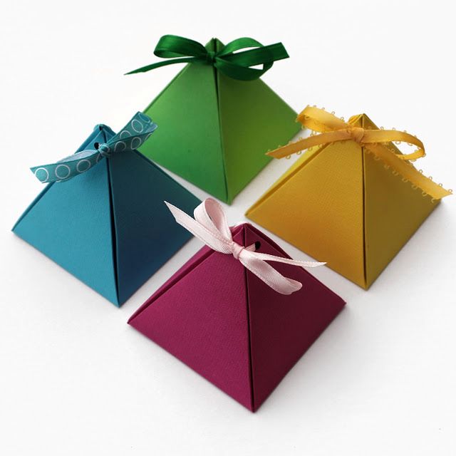 Paper Pyramid Gift Box