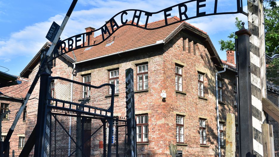 Polscy dyplomaci w 2017 roku interweniowali 258 razy ws. "polskich obozów śmierci"