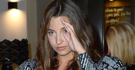 Julia Wieniawa wybrała trzy sukienki na Wigilię. Przypominają bardziej kreacje sylwestrowe