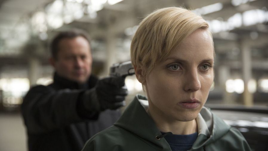 Kadr z filmu "Sługi boże" 