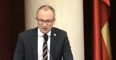 Rada Warszawy. Polityk PiS o Zalewskiej: najlepszy minister edukacji po 1989 r.