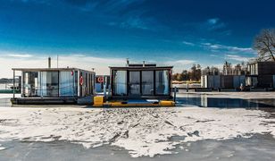 Polacy coraz częściej chcą mieszkać na wodzie. "Ceny zaczynają się od 2 tys. za metr"