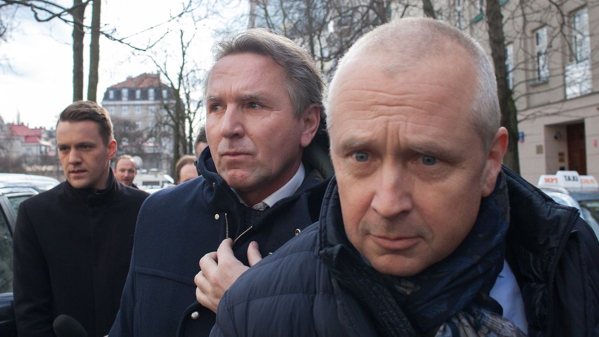 - Rozmowy były merytoryczne - powiedział po przesłuchaniu mec. Dubois, pełnomocnik Birgfellnera