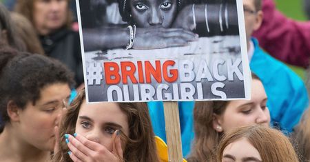 Tego nie robi się dziecku. Wspomnienia dziewczyny, której islamiści zgotowali piekło